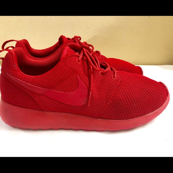 Nike Roshe Red Running Shoes Men's 511881 666 9.5 Nike Roshe Red Running Shoes Men's 511881 666 9.5